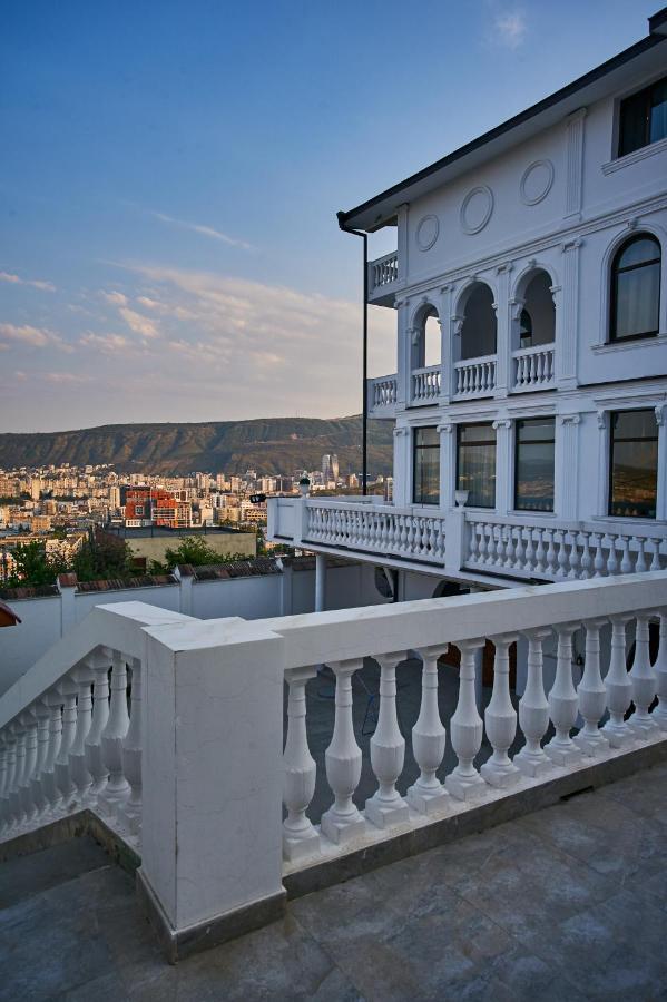 The Hilltop Skyline Hotel 第比利斯 外观 照片