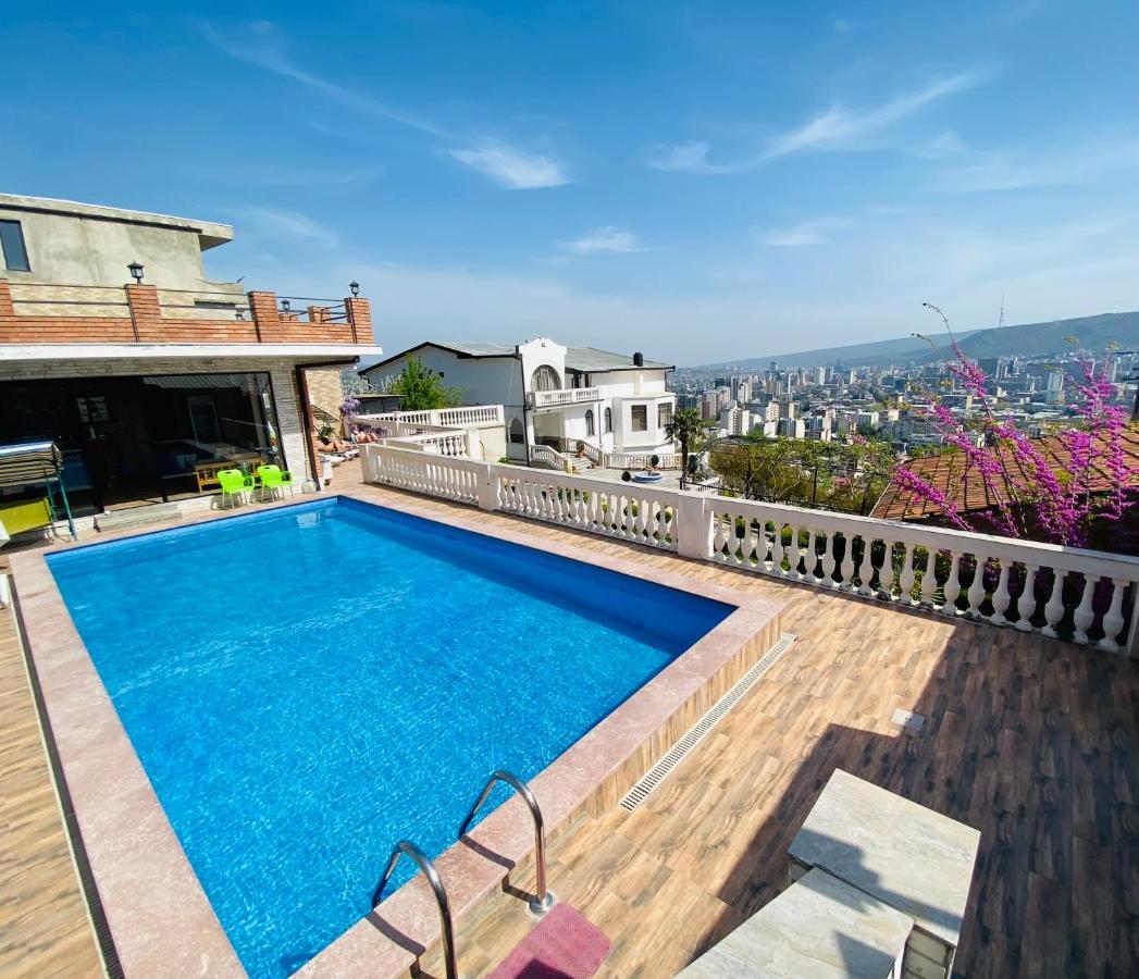 The Hilltop Skyline Hotel 第比利斯 外观 照片